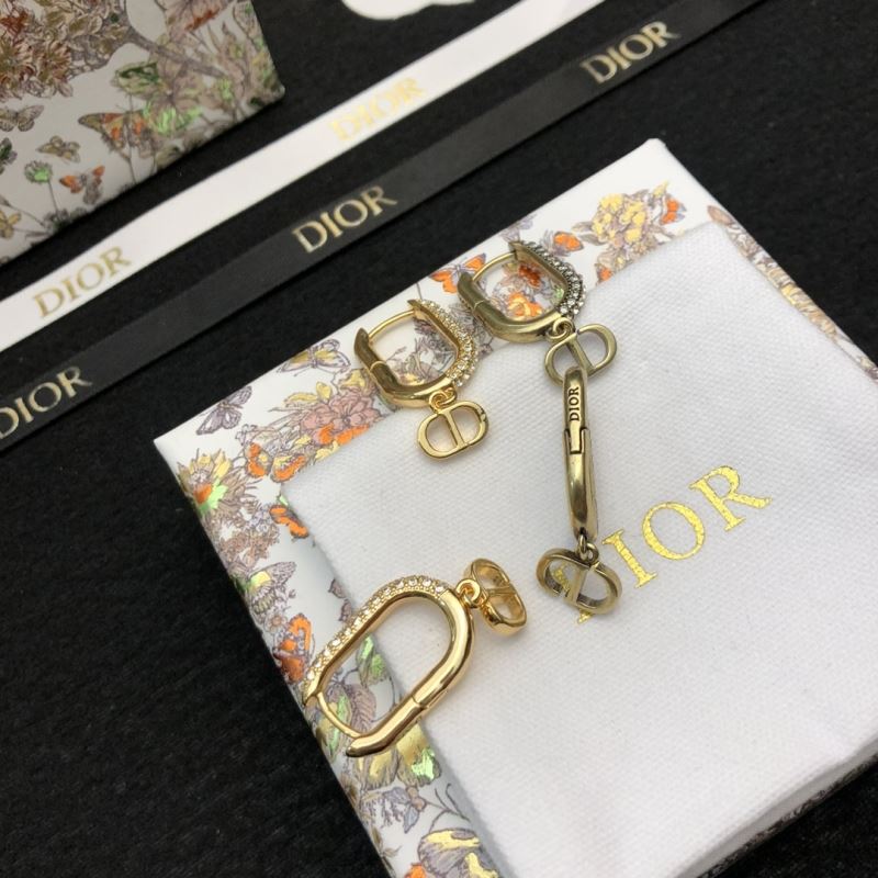 chr1st1an D10r earrings